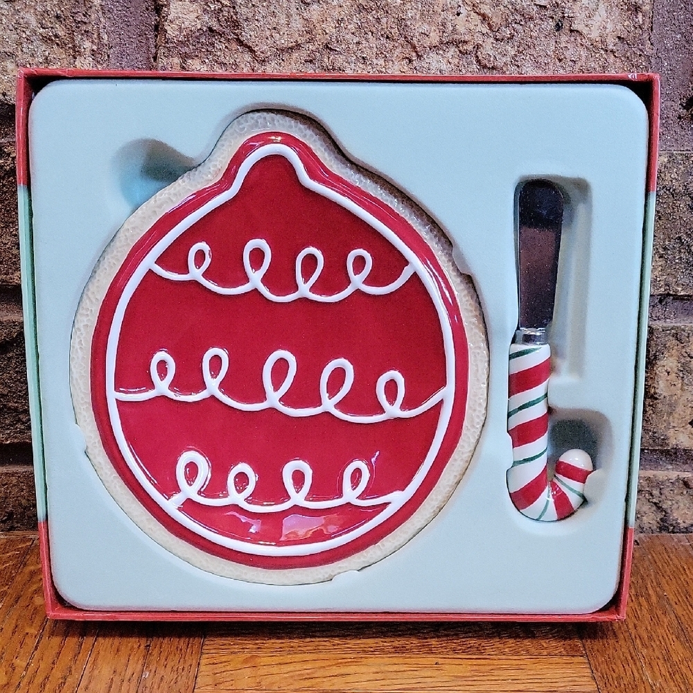 Fitz and Floyd Red Ornament Plate with Spreader